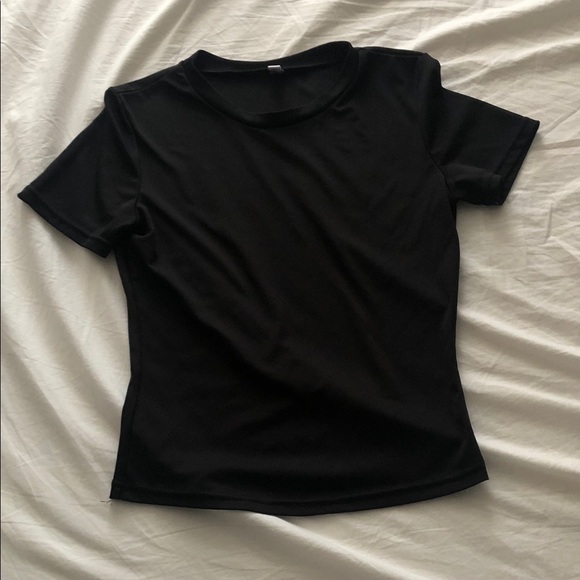 Amazon Essentials Black Short Sleeve T-Shirt | Classic Fit Tee - Picture 1 of 4